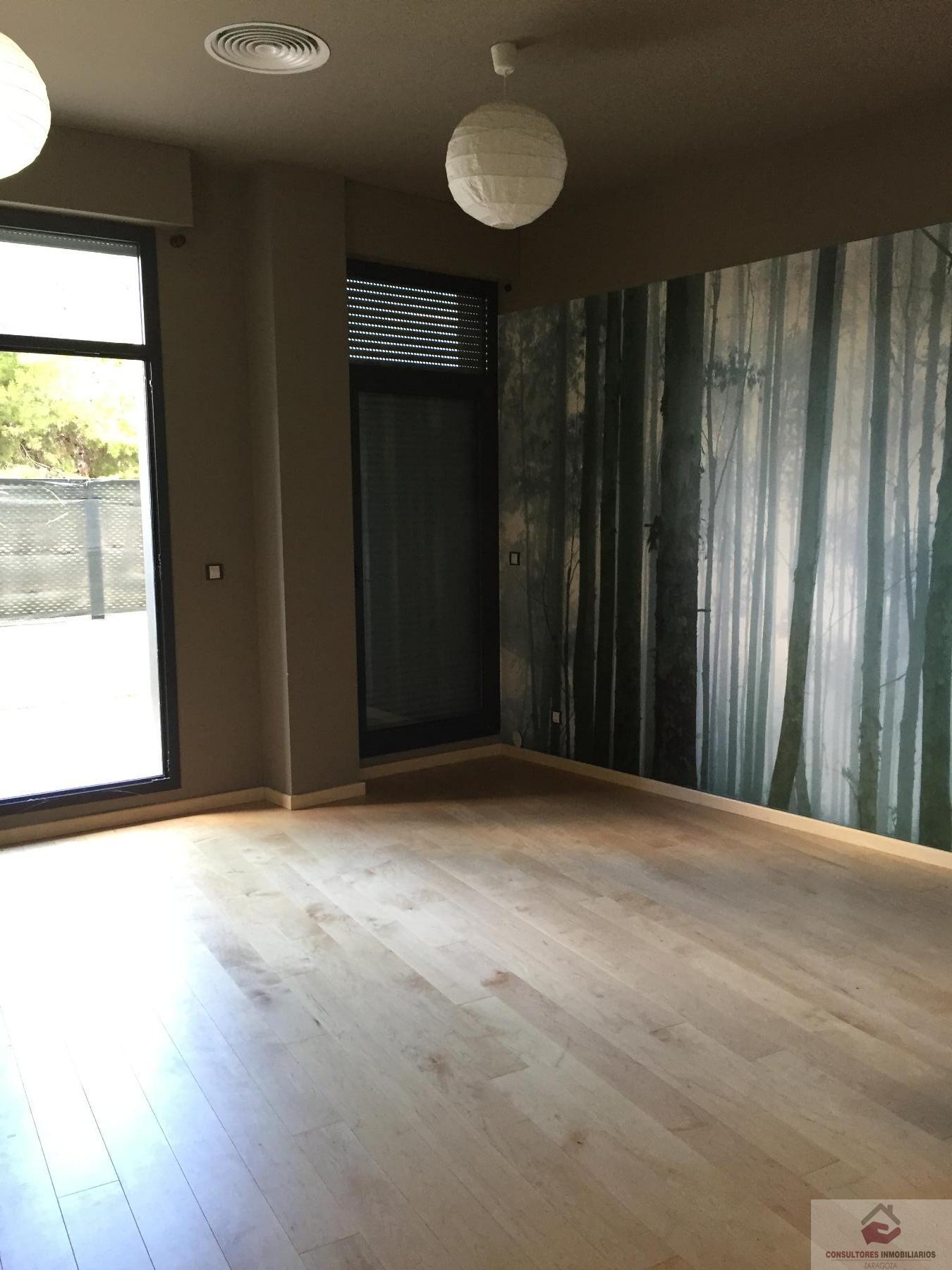 For rent of flat in Zaragoza