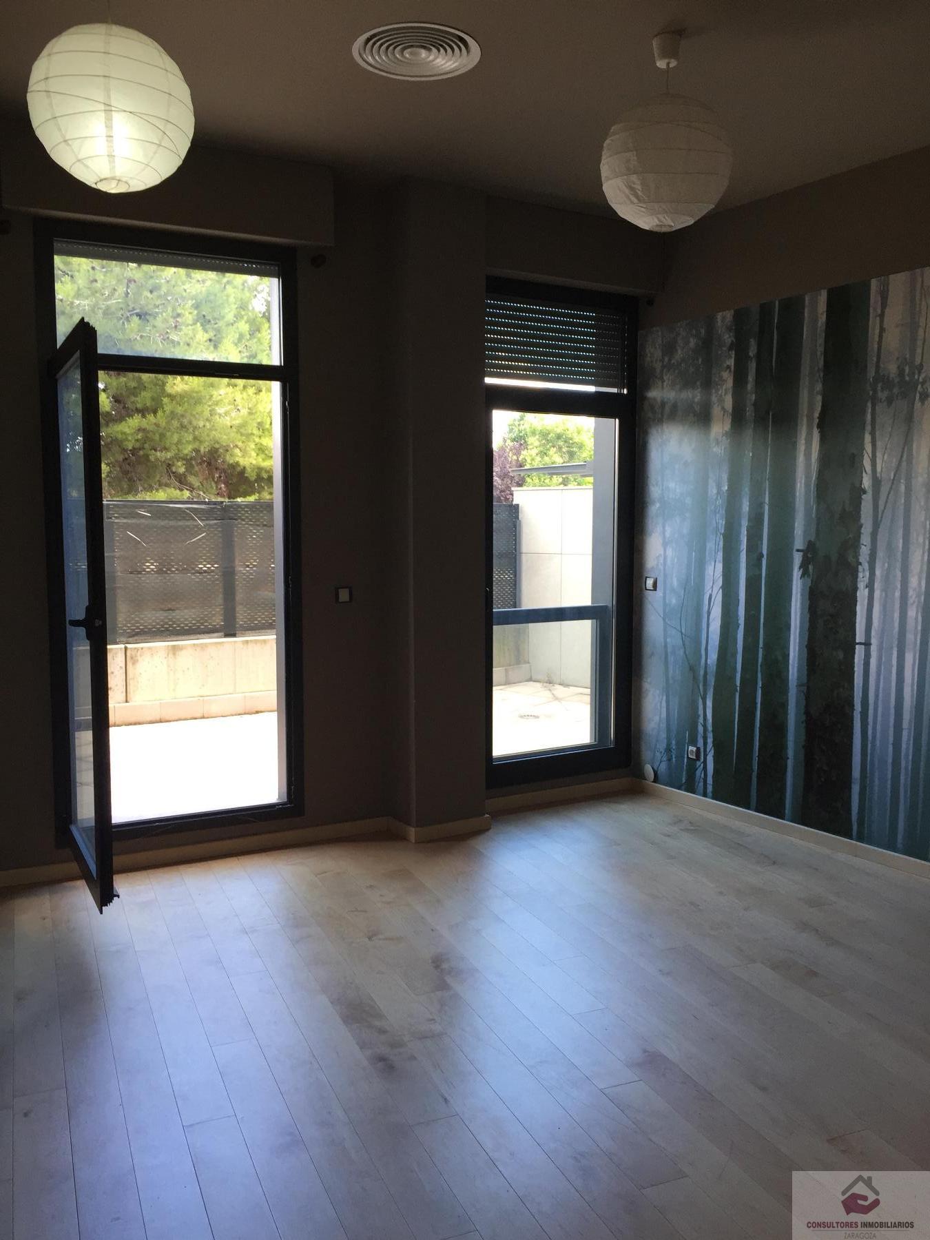 For rent of flat in Zaragoza