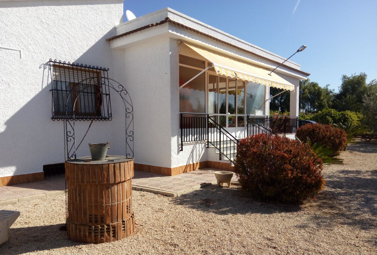 For sale of chalet in Elche-Elx
