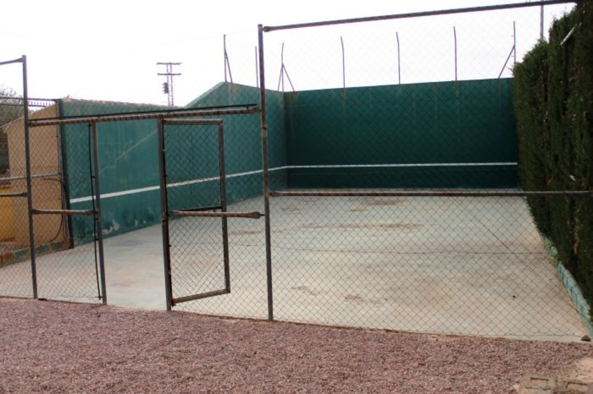 For sale of chalet in Elche-Elx