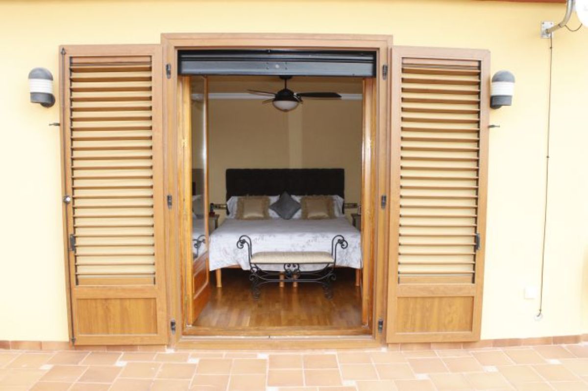 For sale of chalet in Elche-Elx