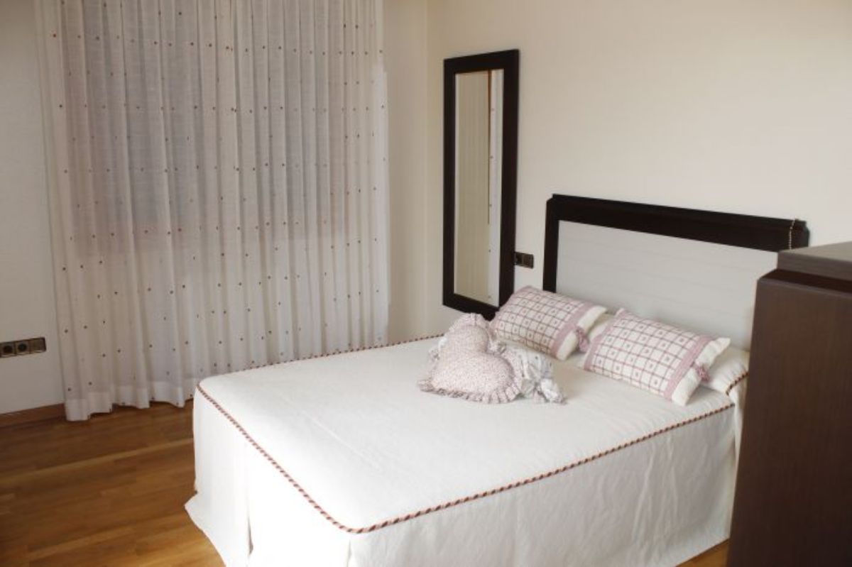 For sale of chalet in Elche-Elx