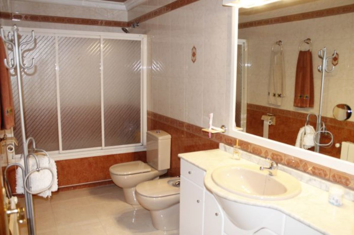 For sale of chalet in Elche-Elx
