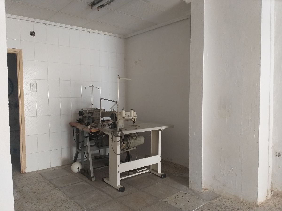 For sale of commercial in Elche-Elx