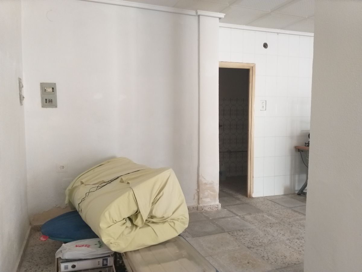 For sale of commercial in Elche-Elx