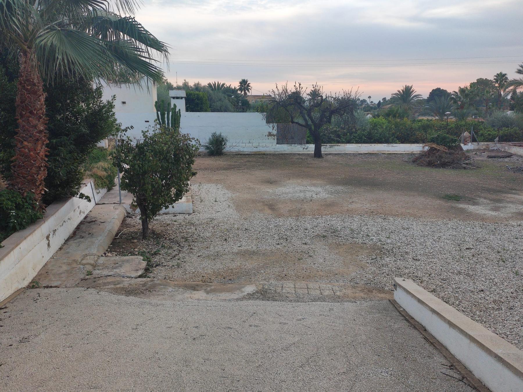 For sale of chalet in Elche-Elx