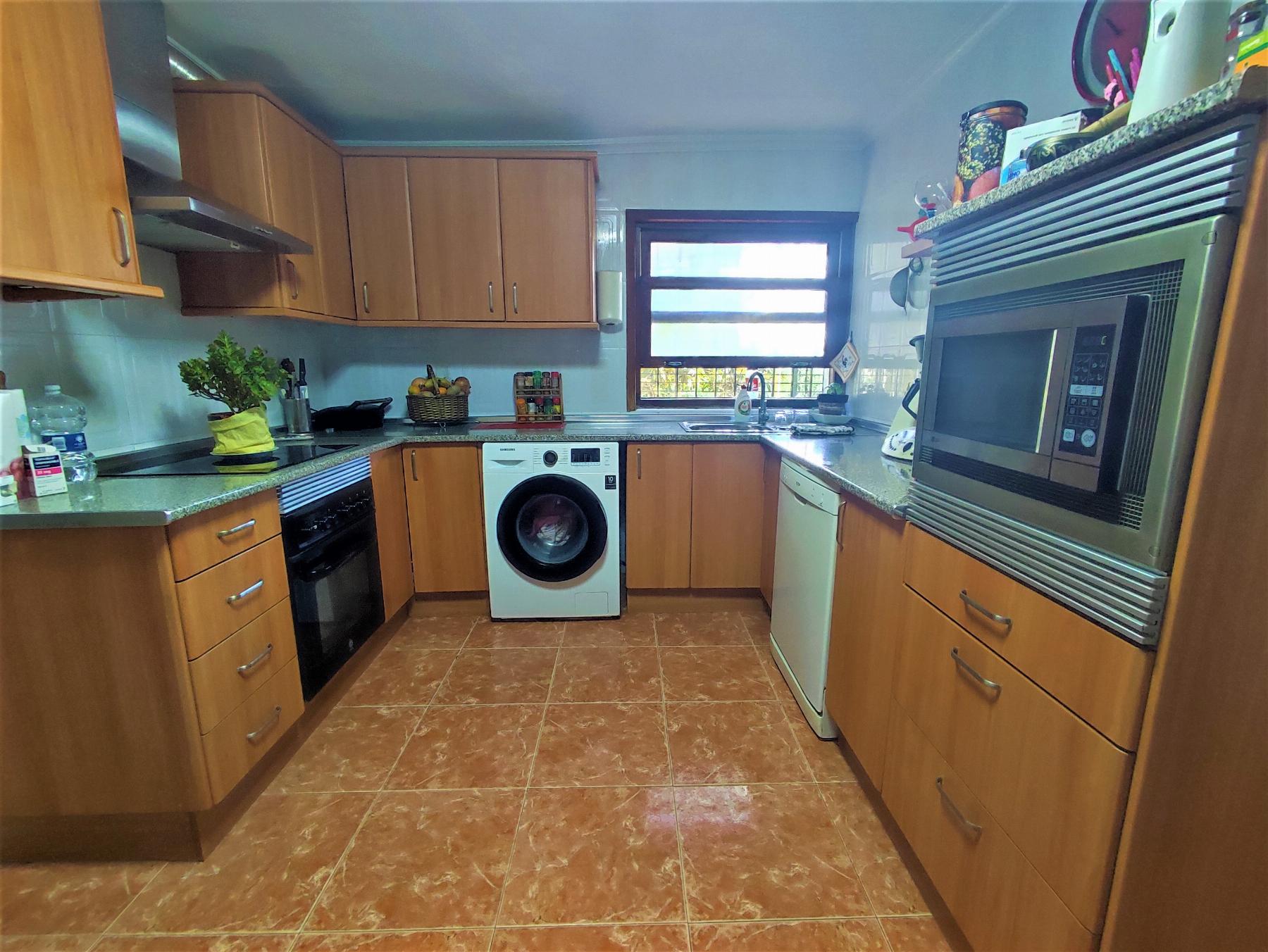 For sale of chalet in Elche-Elx