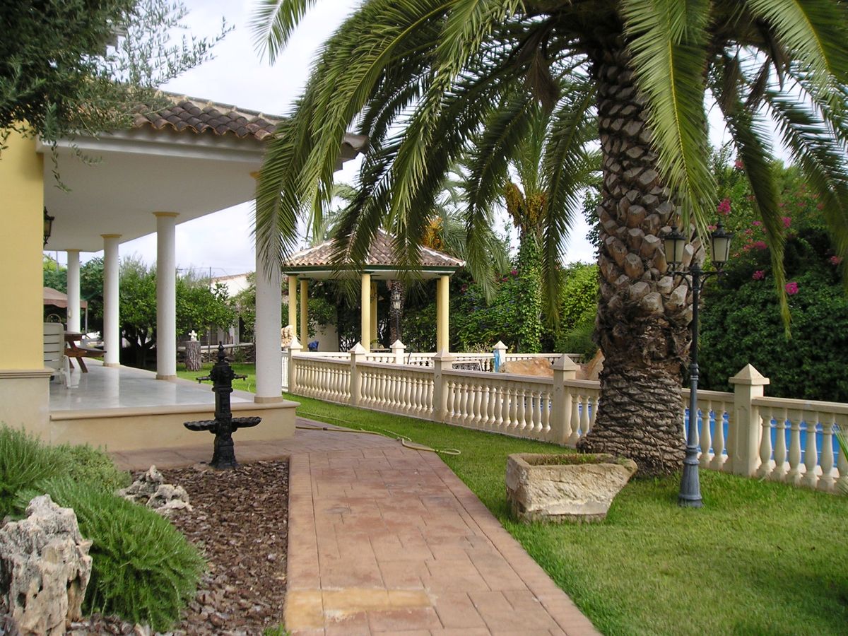 For sale of chalet in Elche-Elx