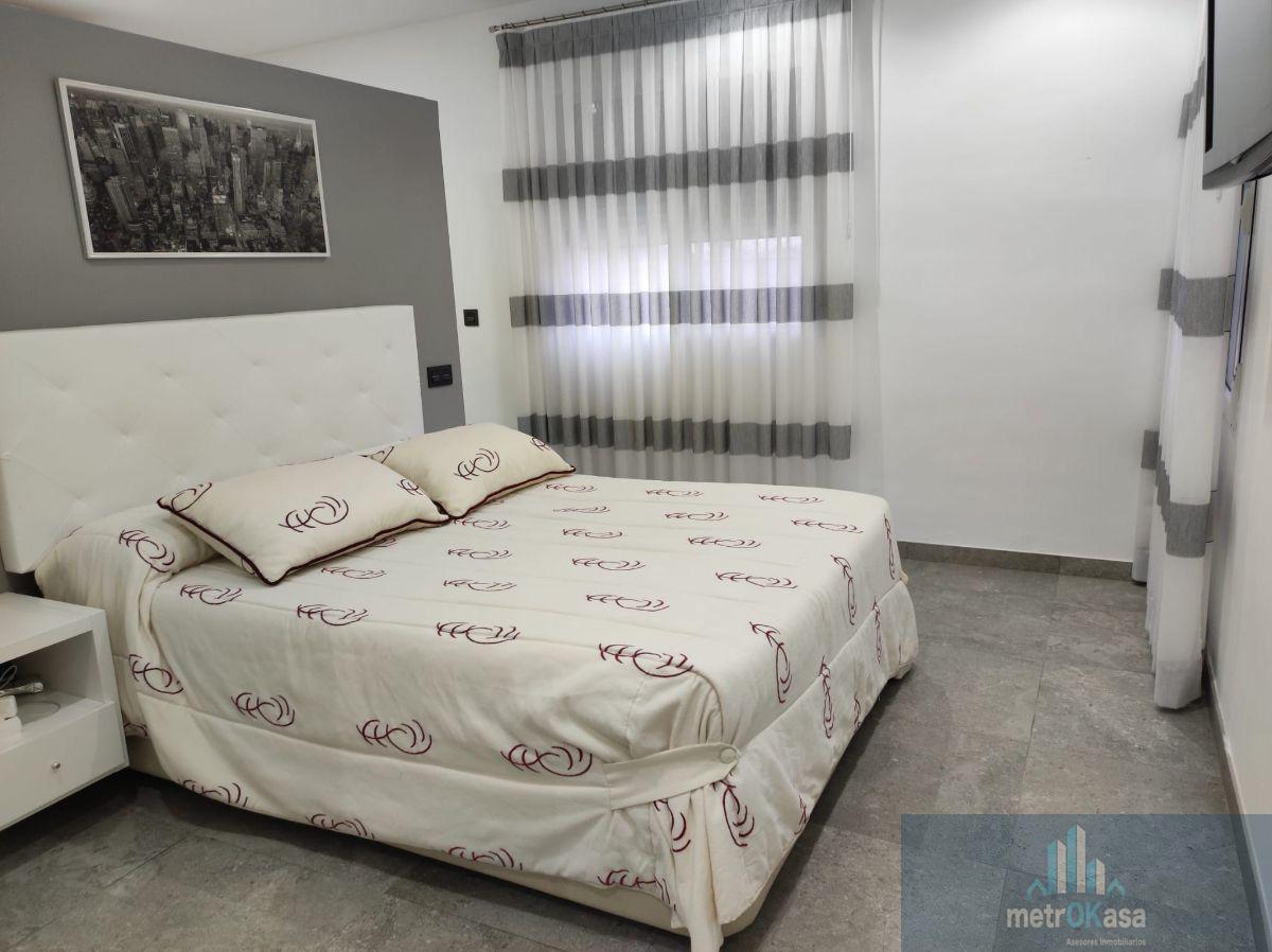 Venta de chalet en Elche-Elx
