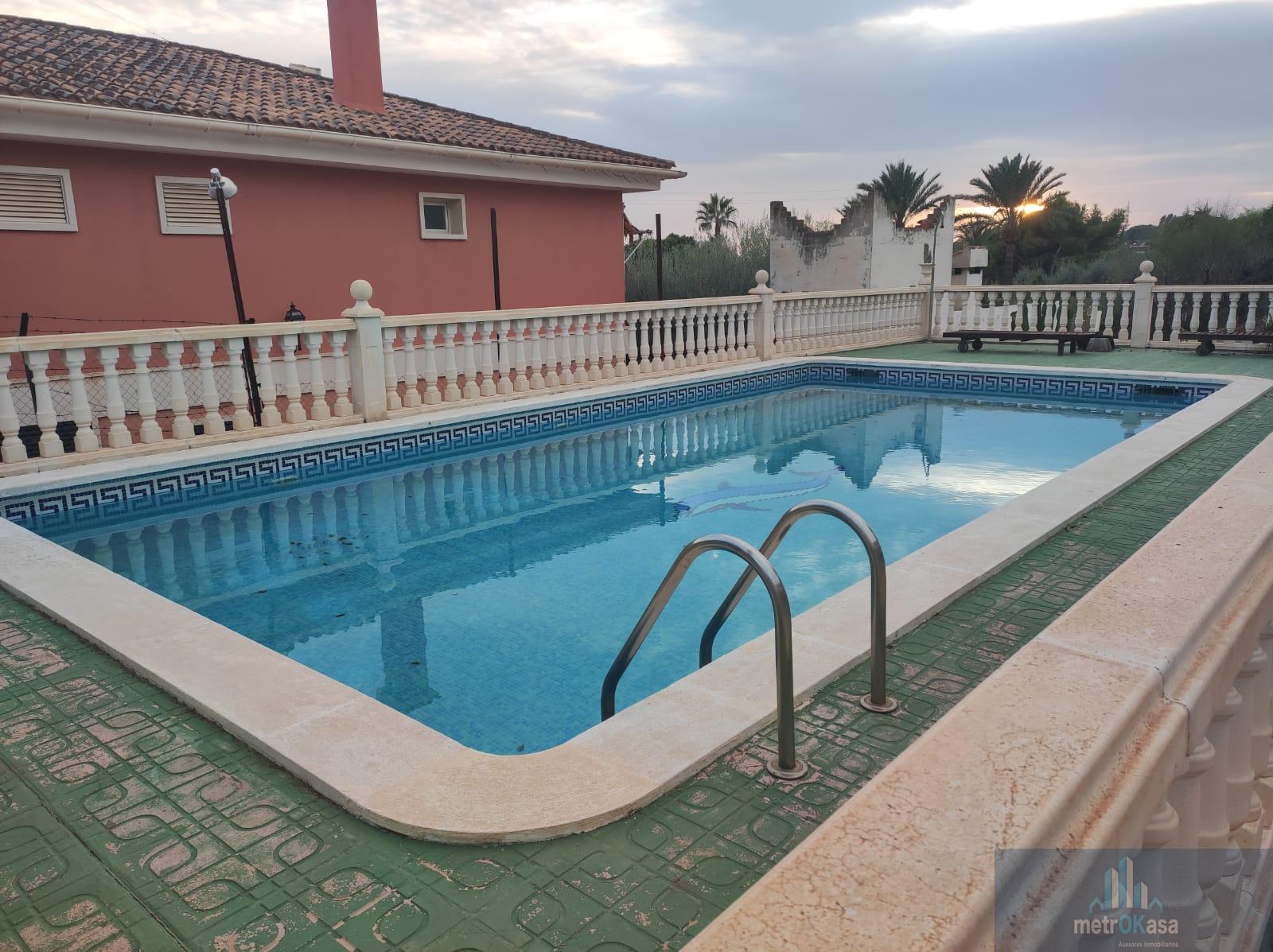 Venta de chalet en Elche-Elx