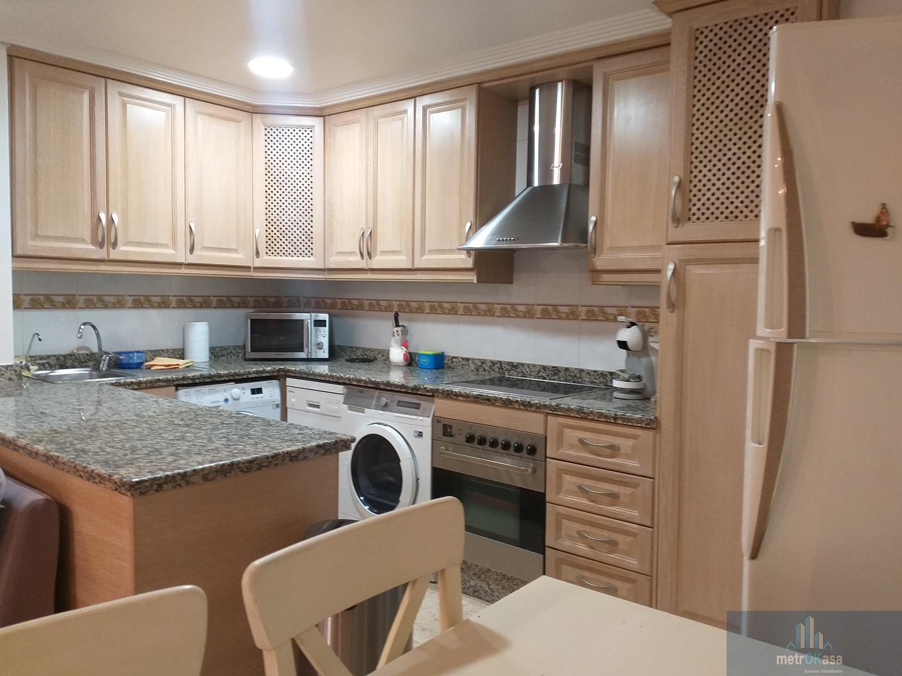 Apartamento en venta en Centro-Playa Levante, Santa Pola