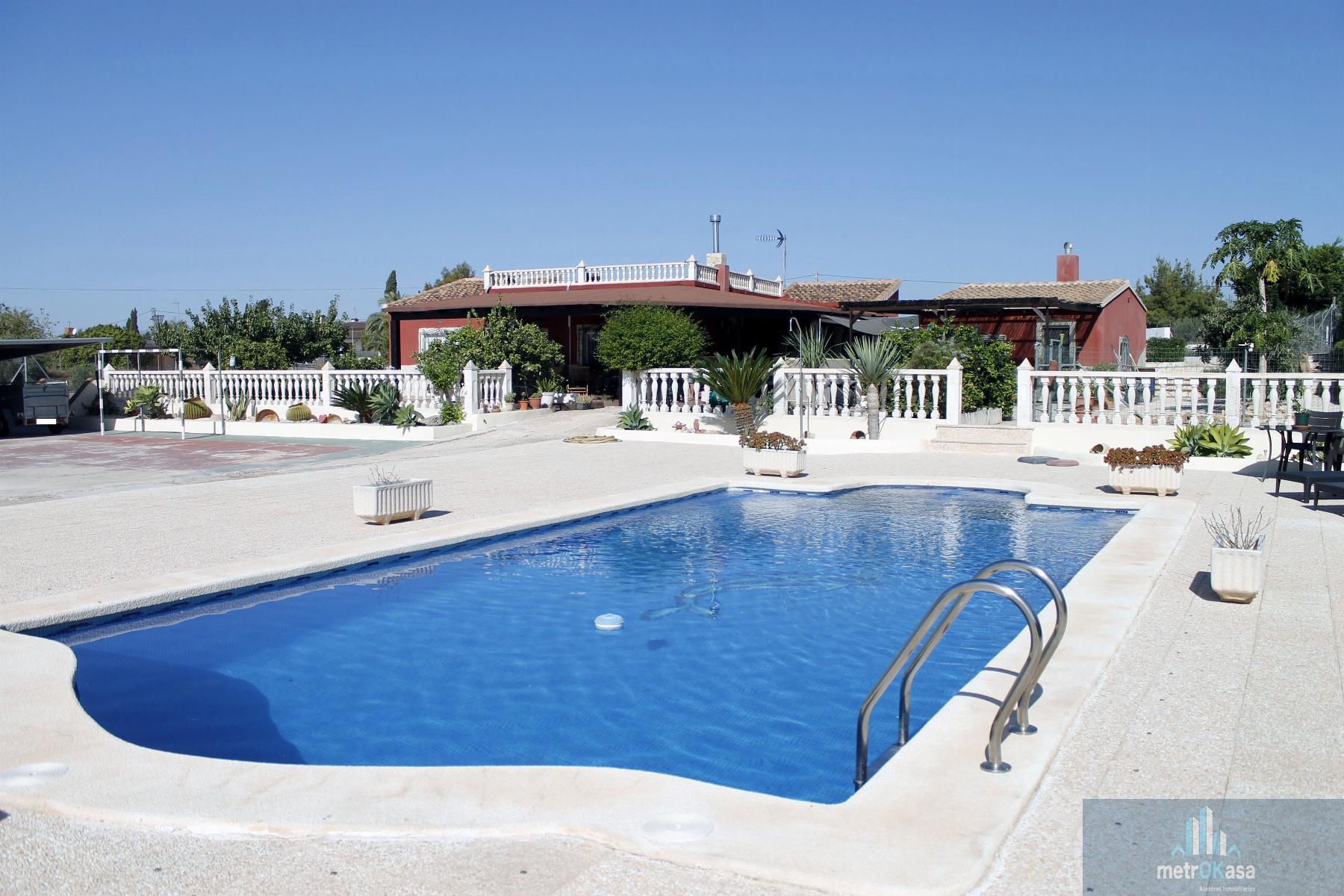 Venta de chalet en Elche-Elx