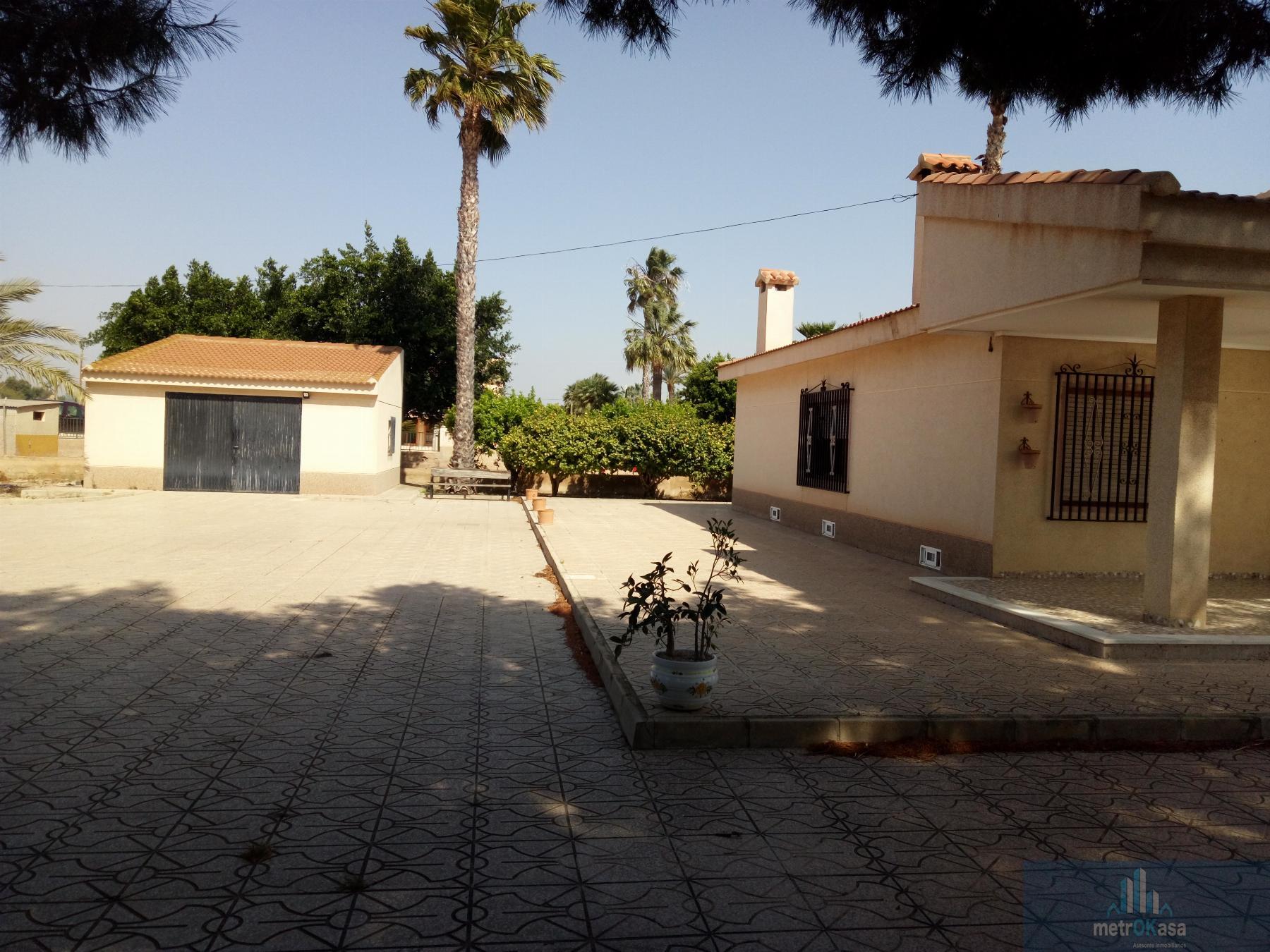 Venta de chalet en Elche-Elx