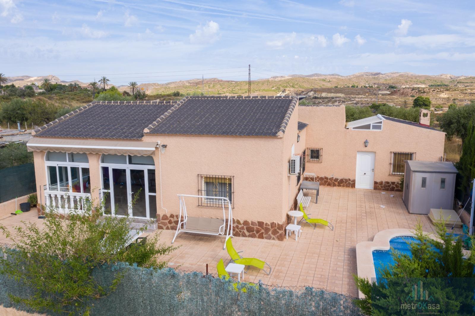 Venta de chalet en Elche-Elx