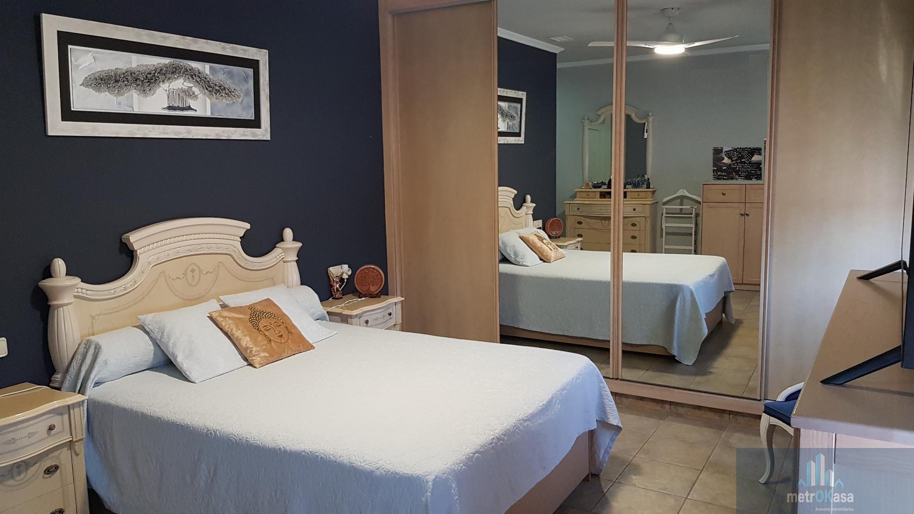 Venta de chalet en Elche-Elx
