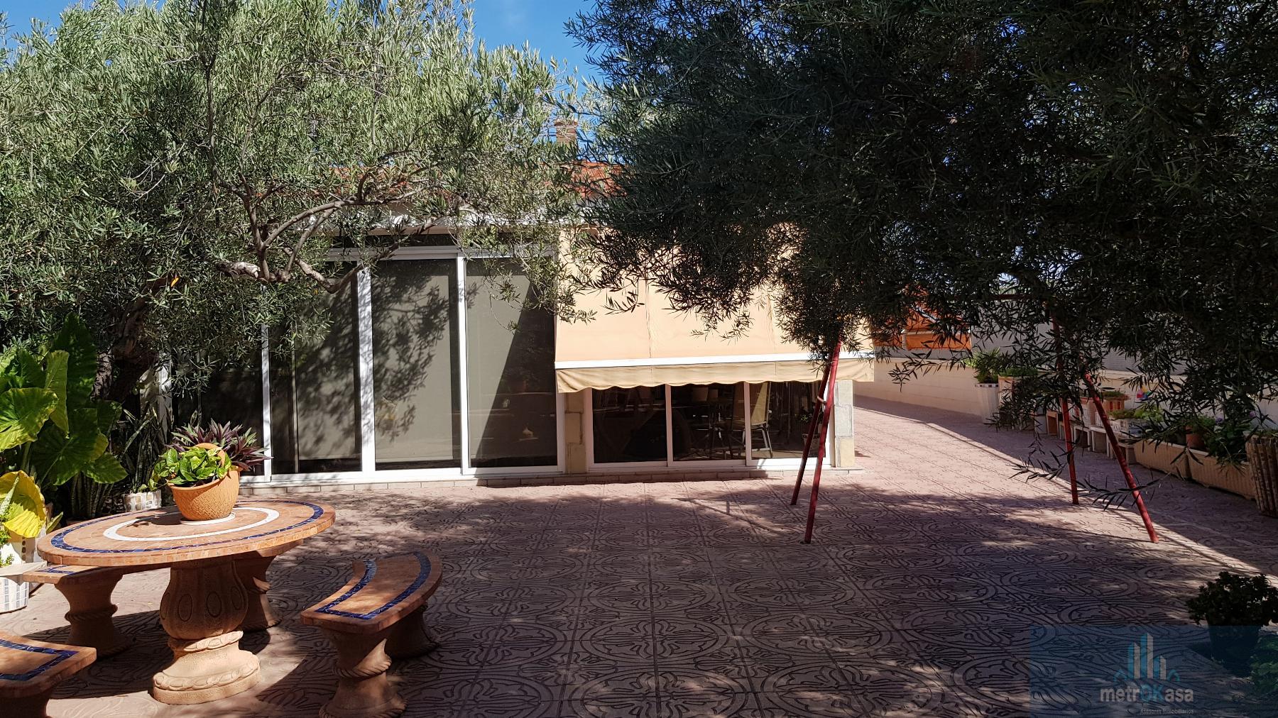 Venta de chalet en Elche-Elx