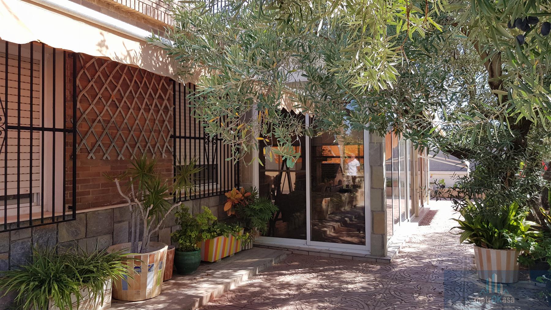 Venta de chalet en Elche-Elx