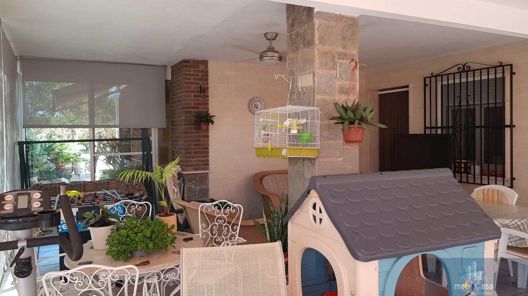 Venta de chalet en Elche-Elx