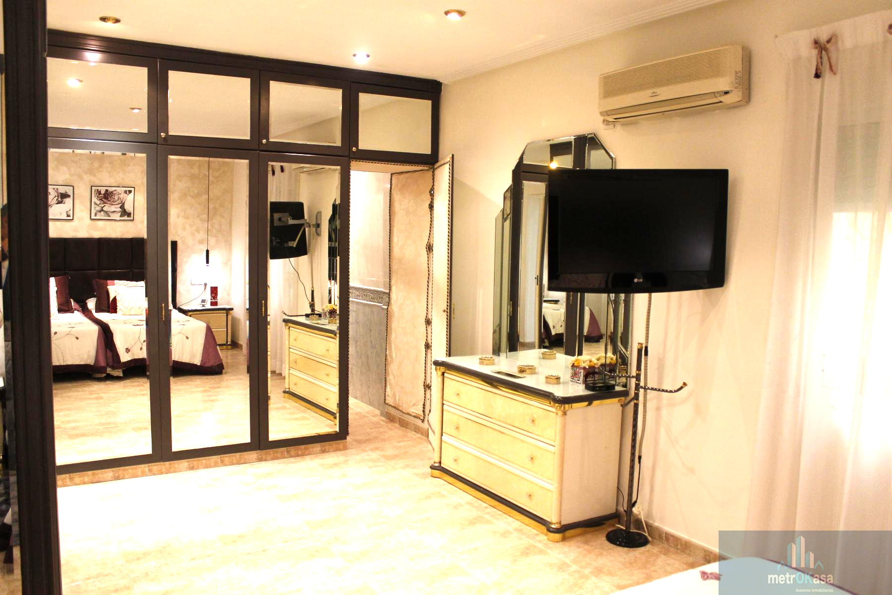 Venta de chalet en Elche-Elx