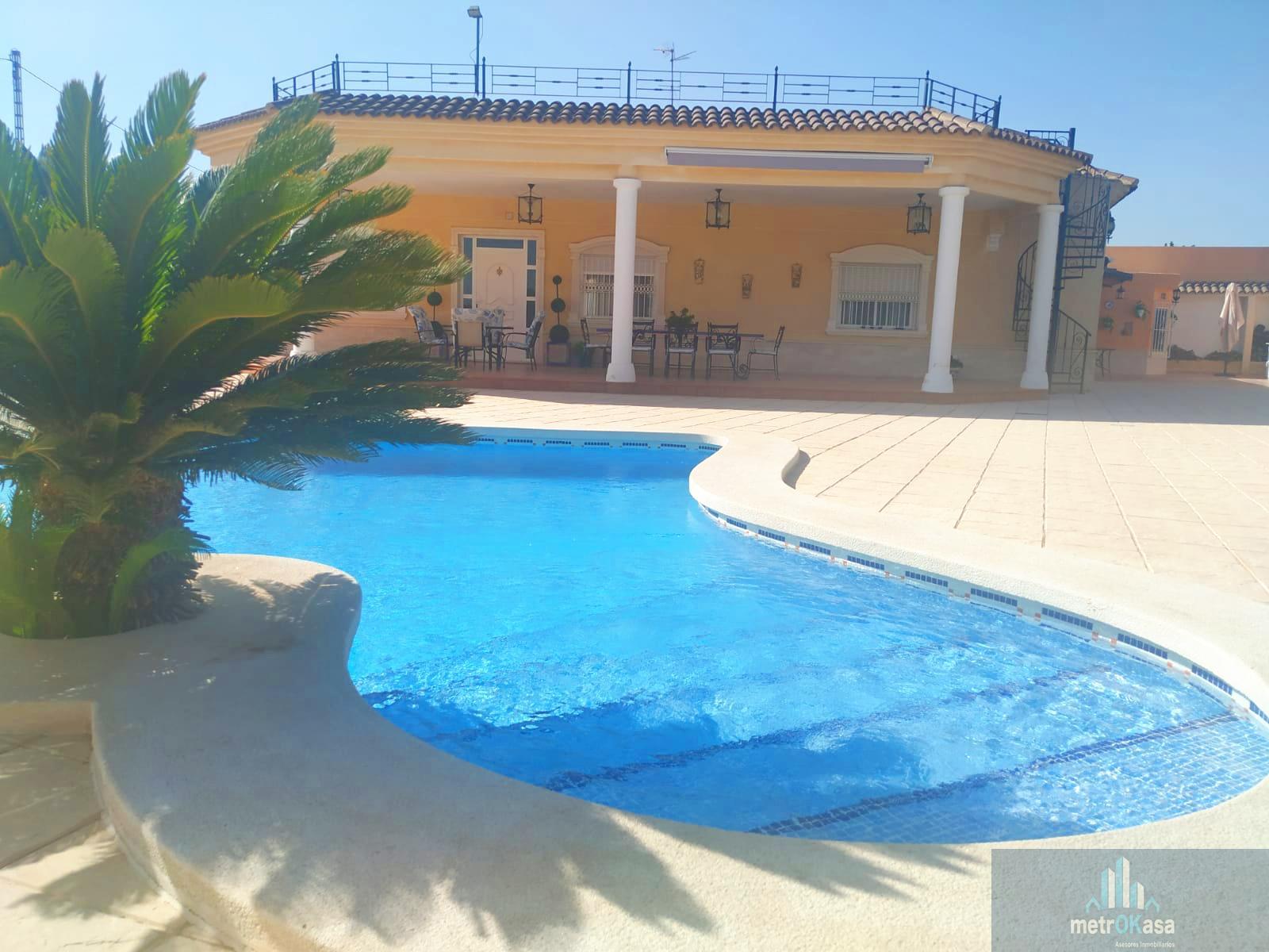 Venta de chalet en Elche-Elx