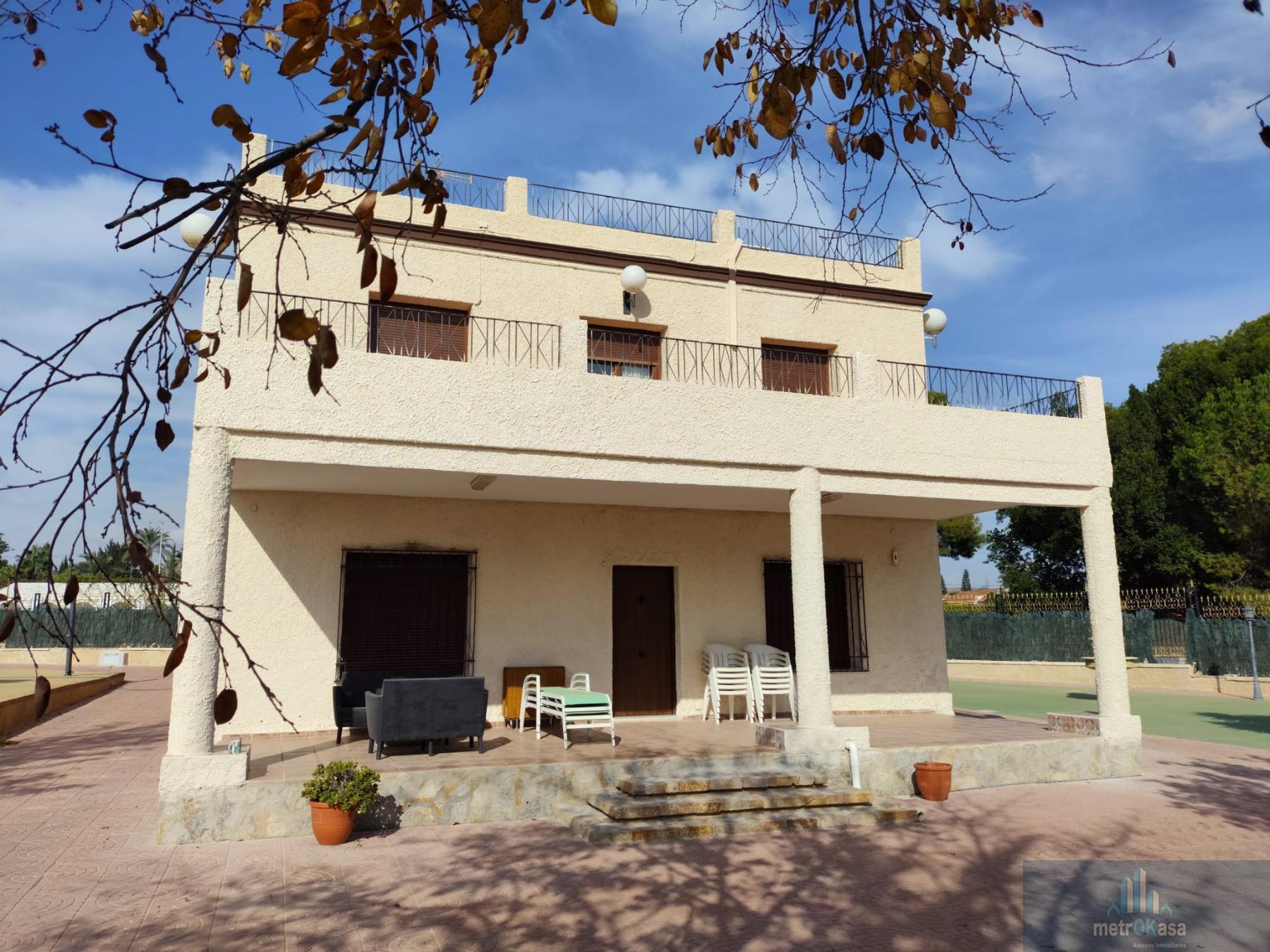 Venta de chalet en Elche-Elx