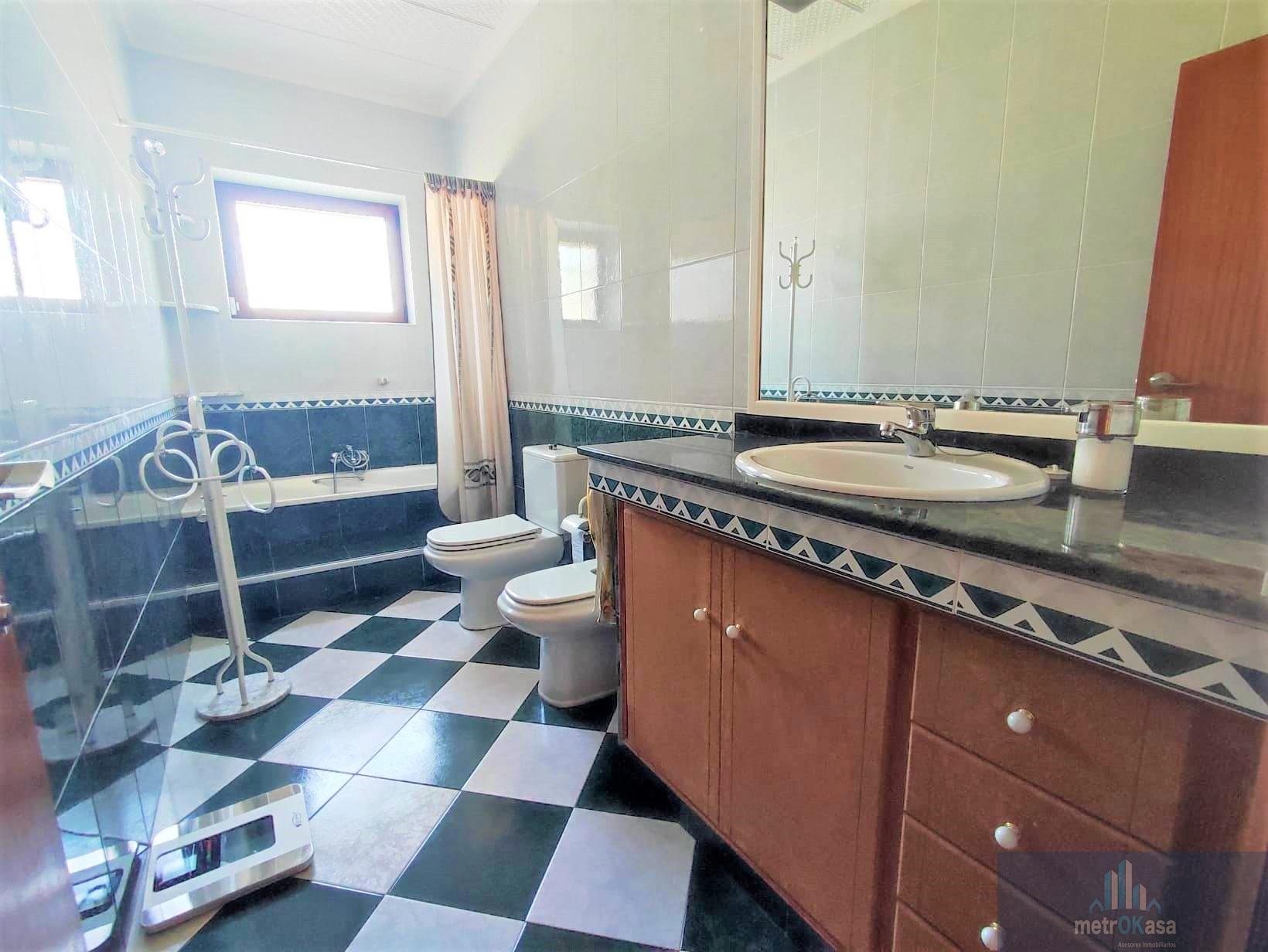 Venta de chalet en Elche-Elx