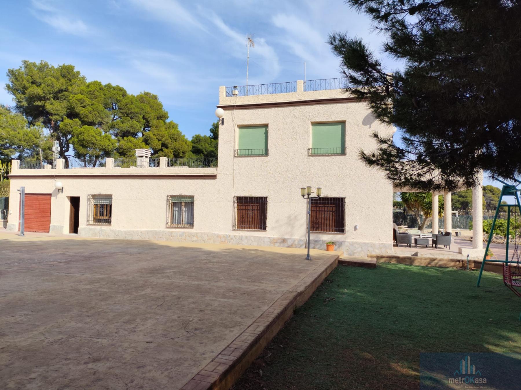 Venta de chalet en Elche-Elx