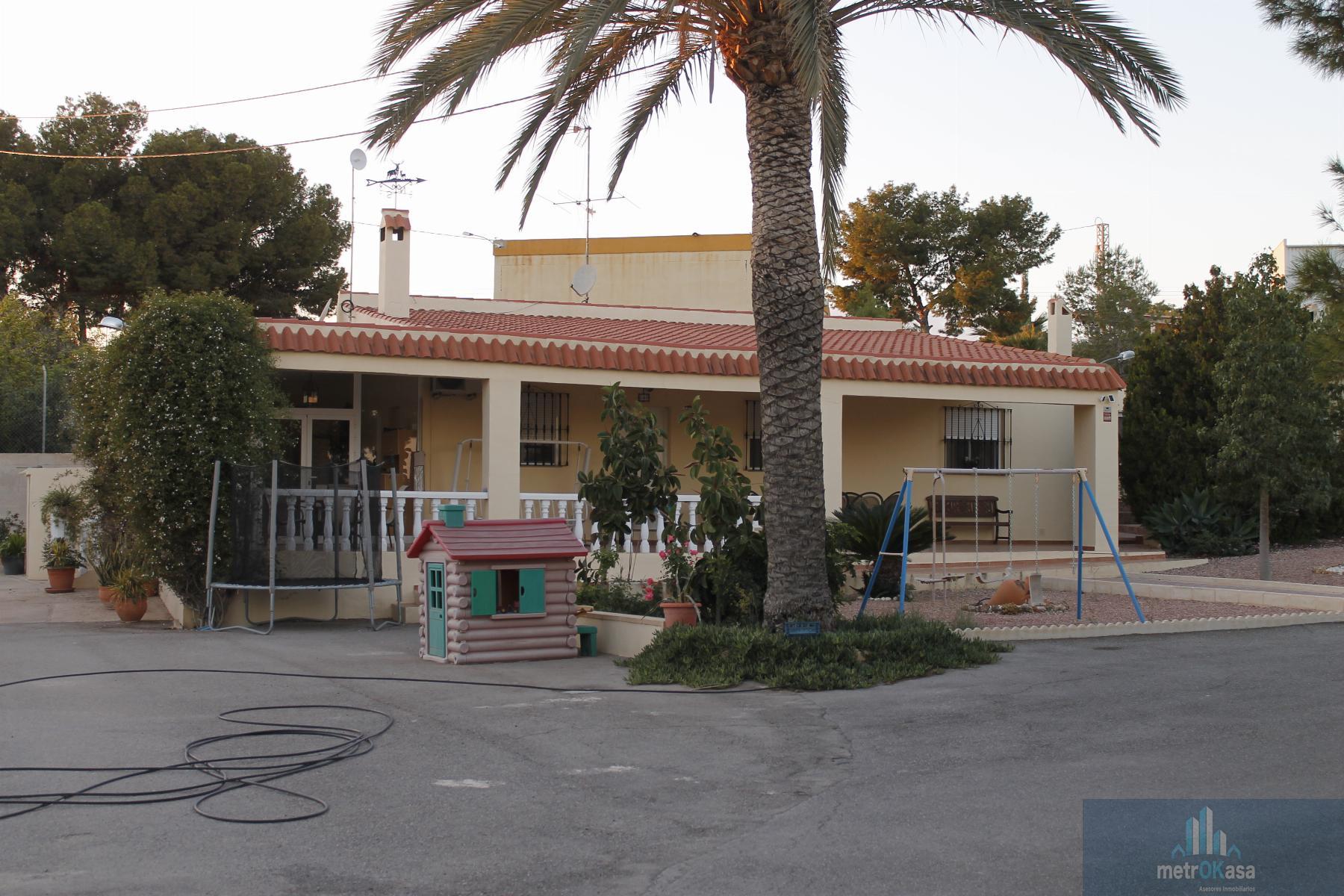 Venta de chalet en Elche-Elx
