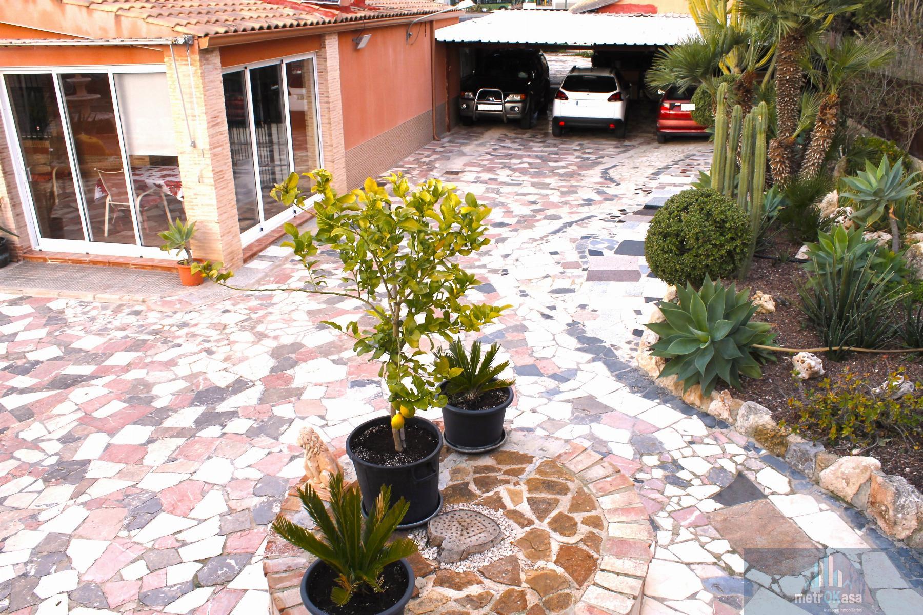 Venta de chalet en Elche-Elx