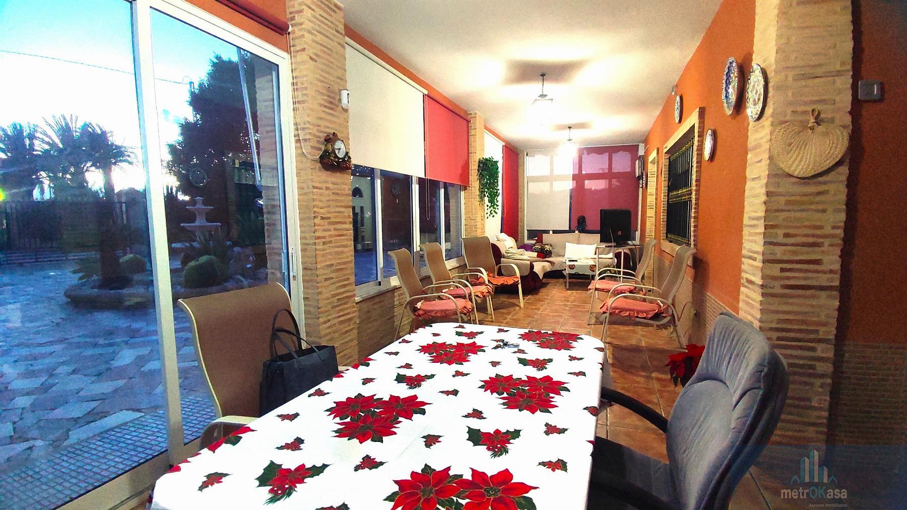 Venta de chalet en Elche-Elx