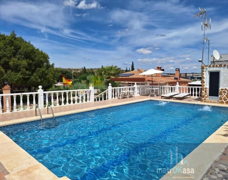 Venta de chalet en Elche-Elx