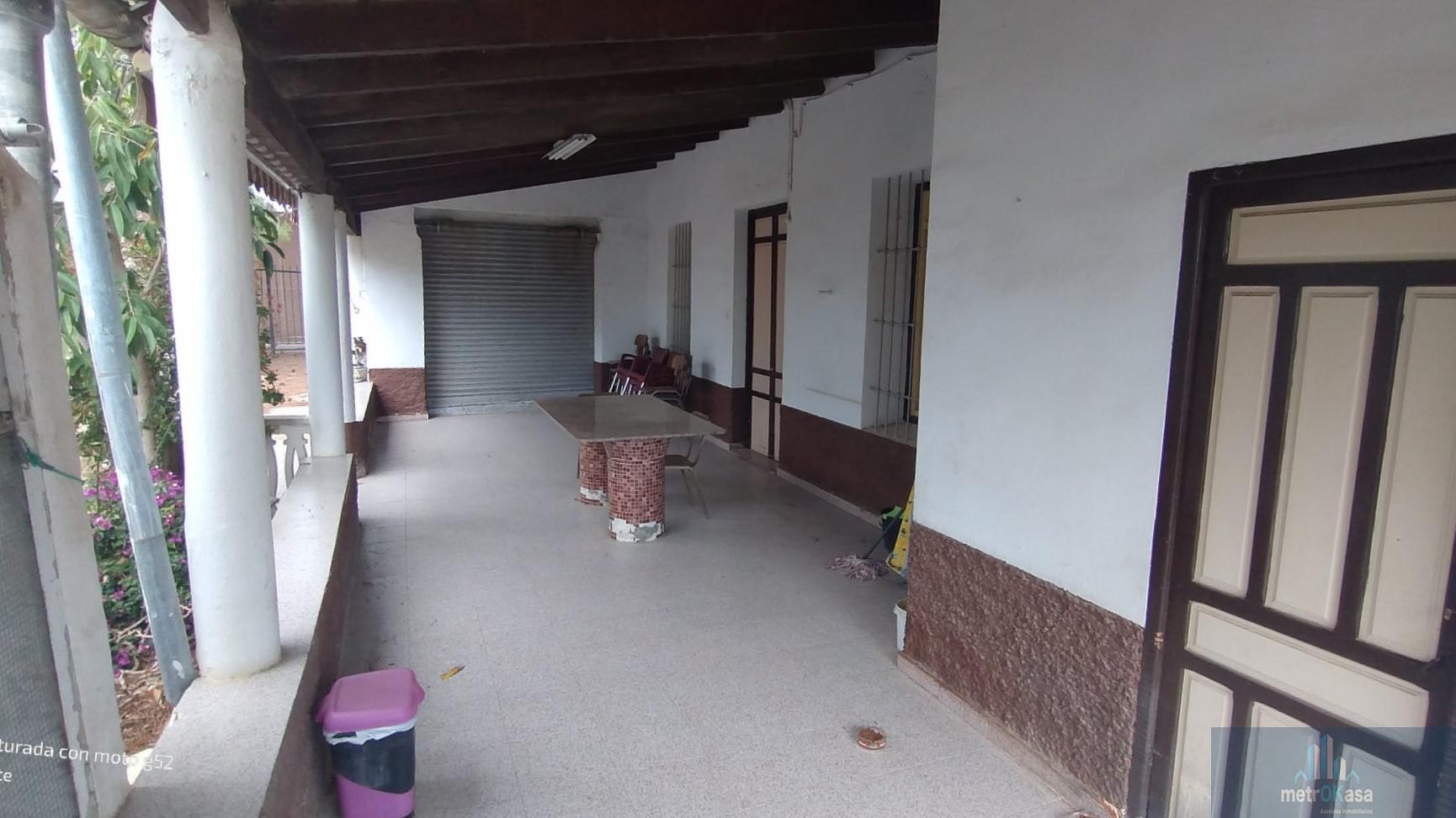 Venta de chalet en Elche-Elx