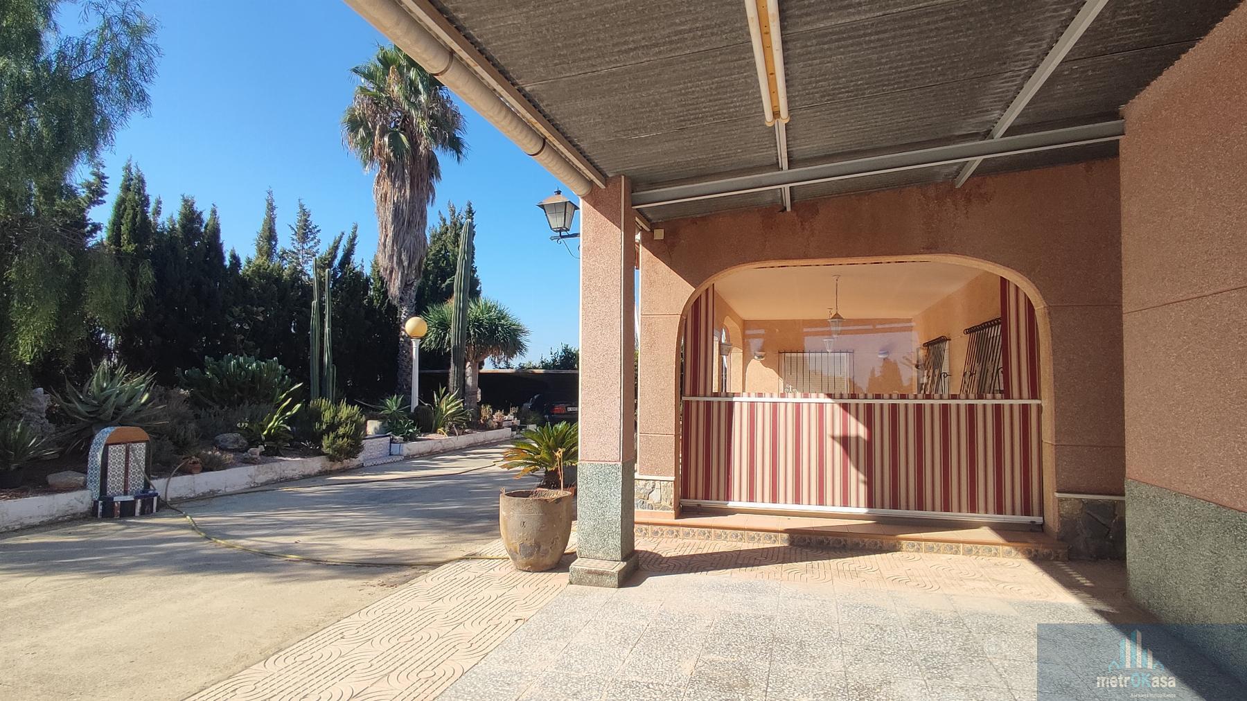 Venta de chalet en Elche-Elx