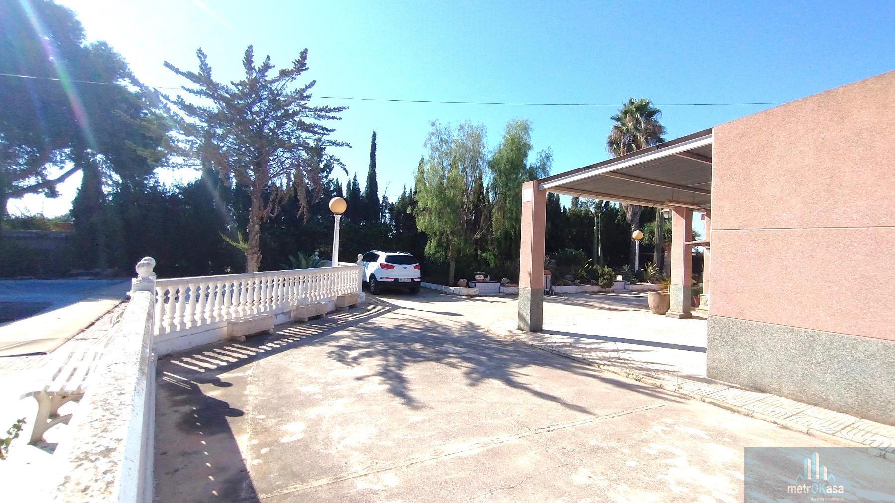Venta de chalet en Elche-Elx