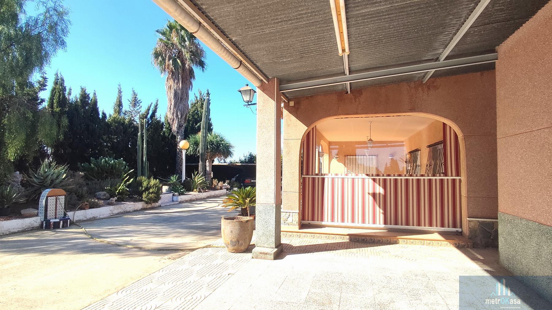 Venta de chalet en Elche-Elx