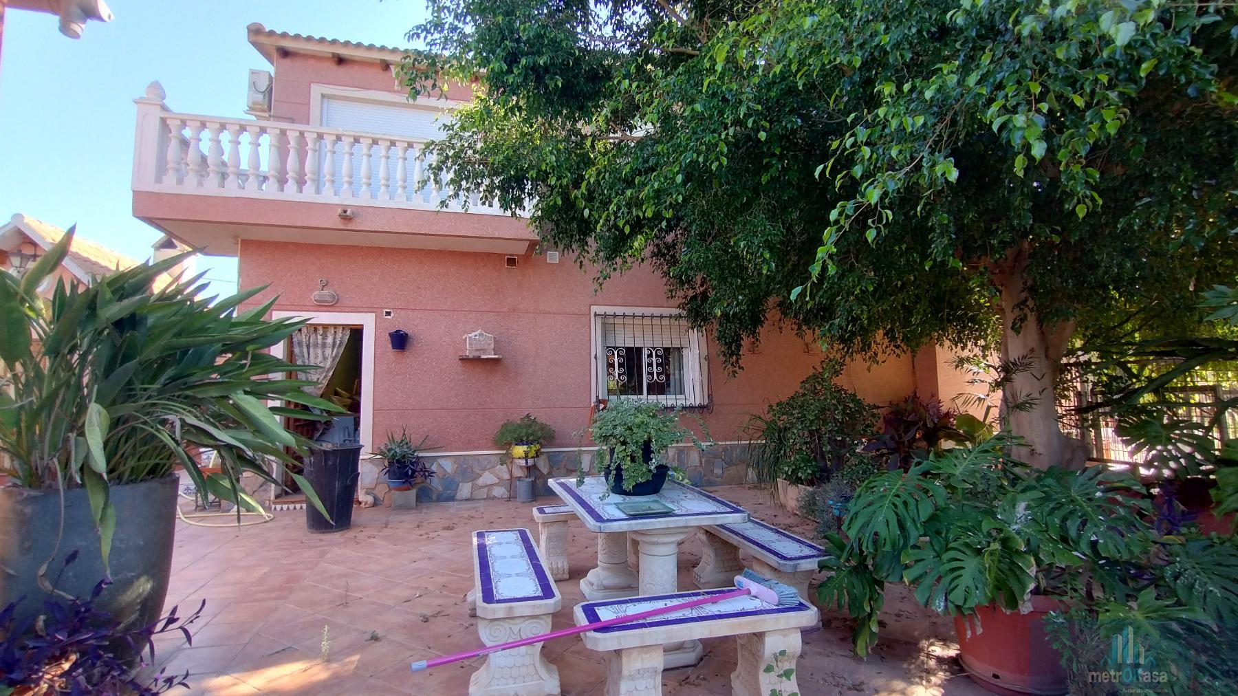 Venta de chalet en Elche-Elx