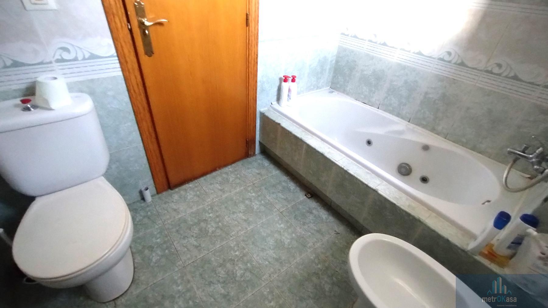 Venta de piso en Hondón de las Nieves