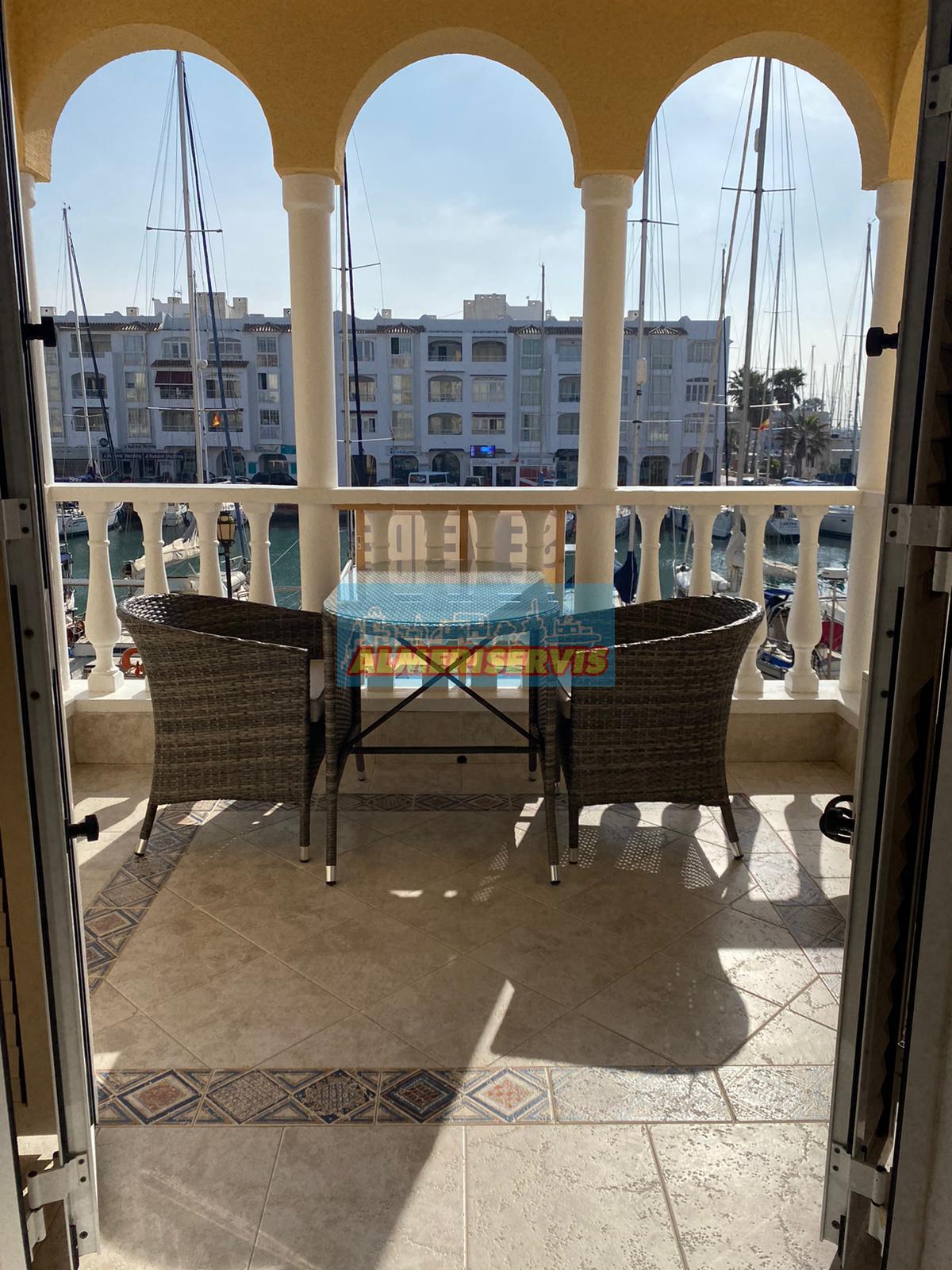 Verkoop van appartement in Almerimar