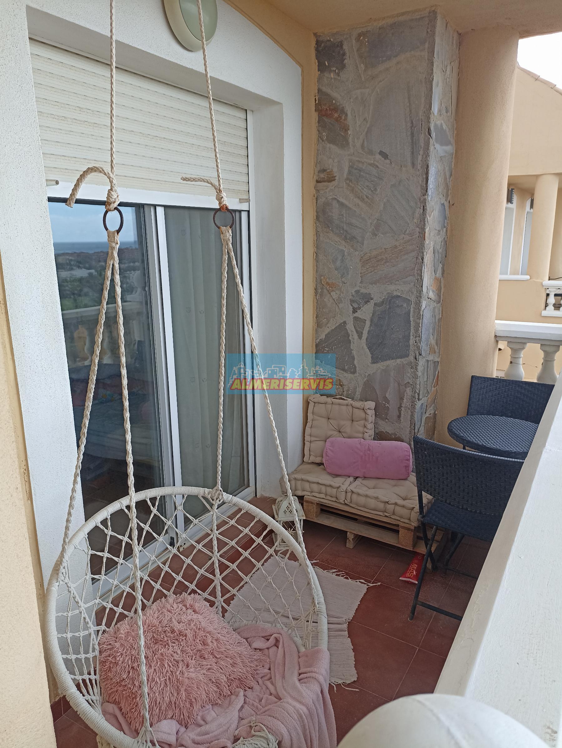 Köp av duplex i Almerimar