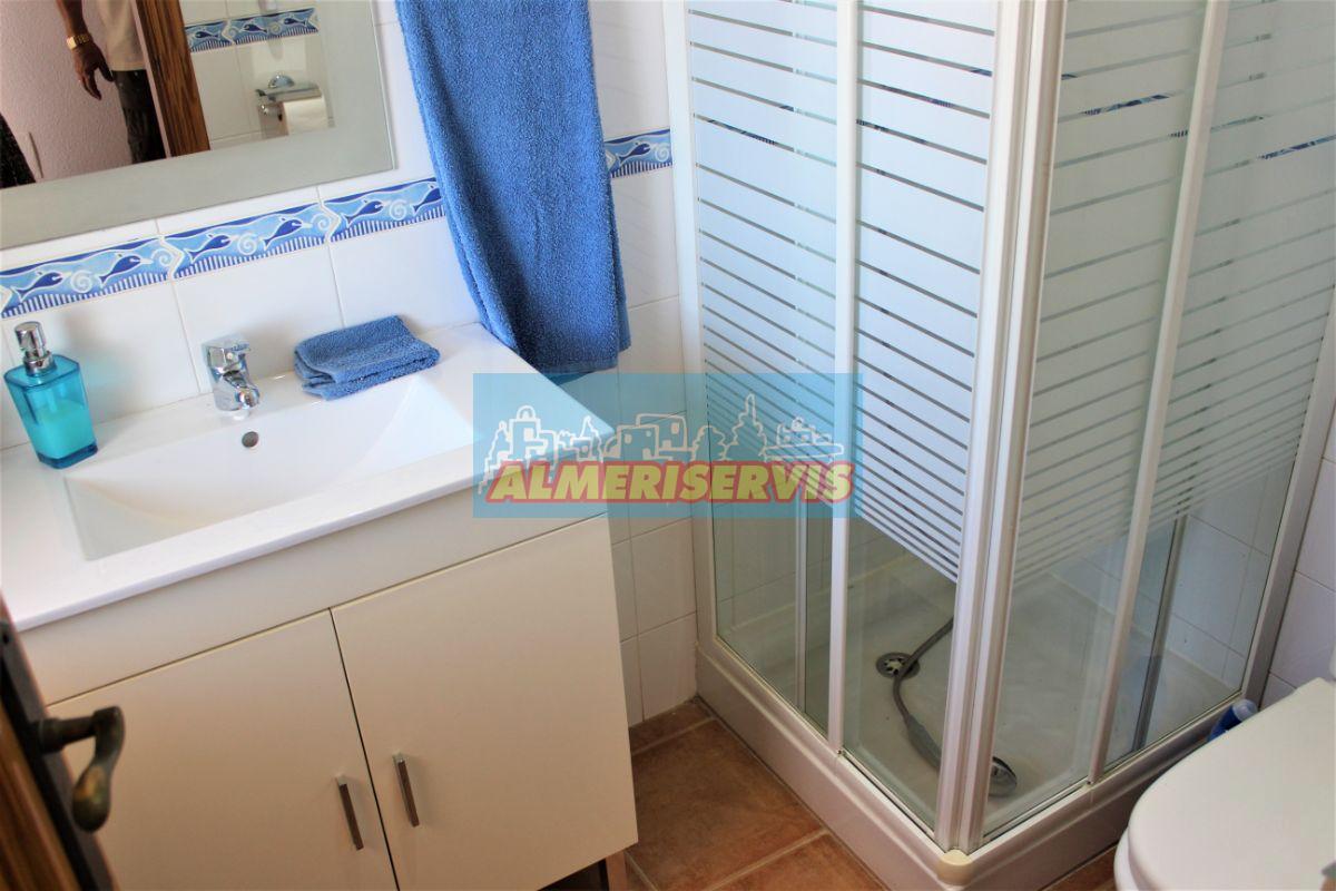 Köp av duplex i Almerimar