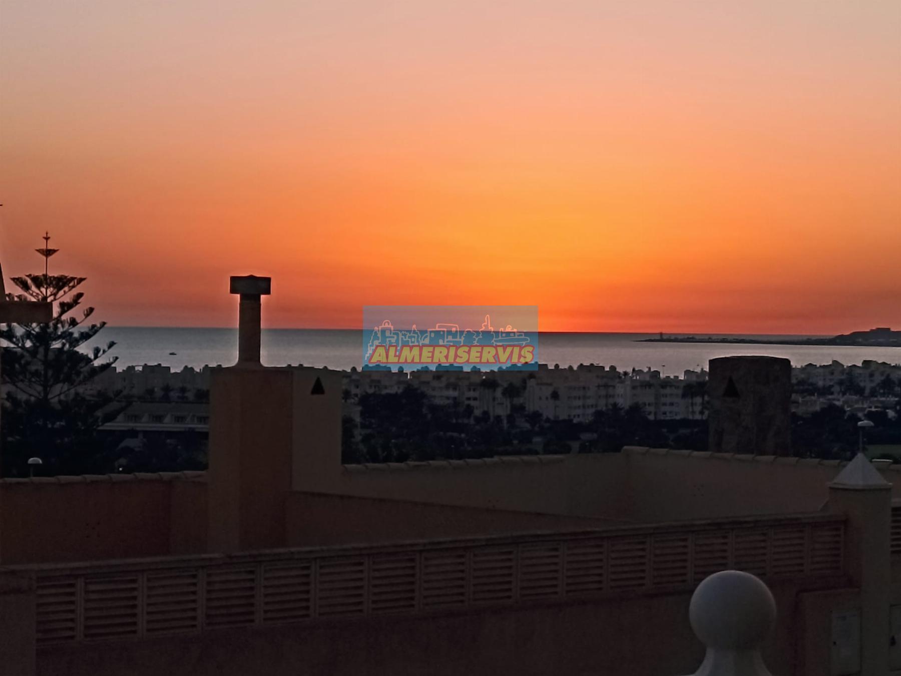 De vânzare din duplex în Almerimar