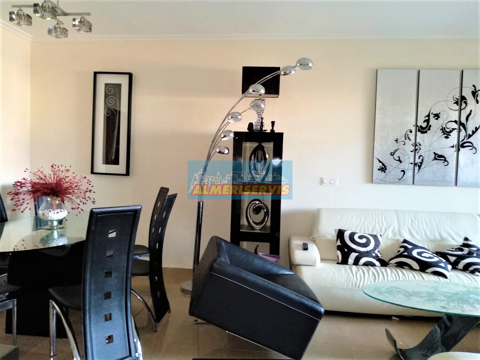 Salg av penthouse i Almerimar
