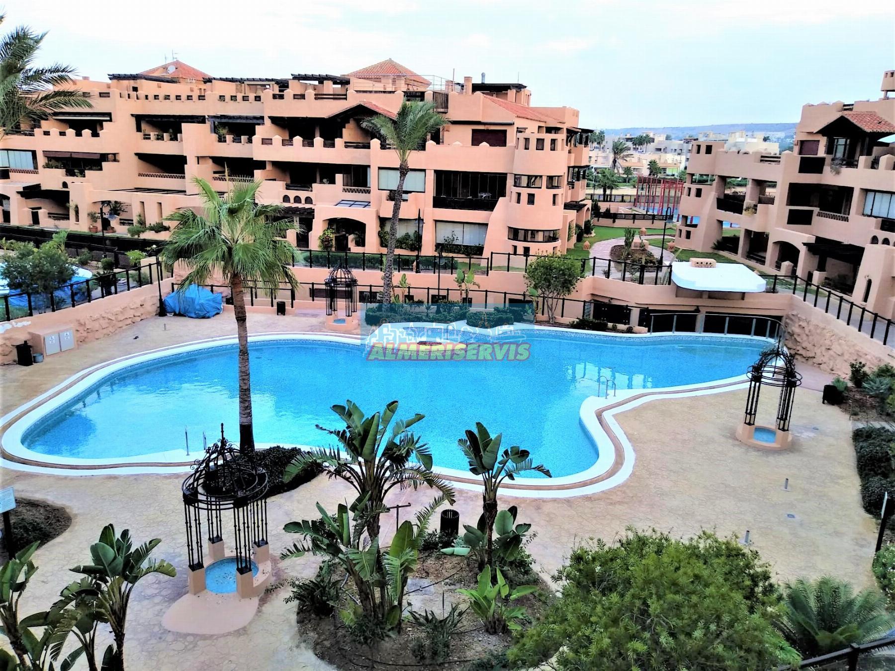 Salg av penthouse i Almerimar
