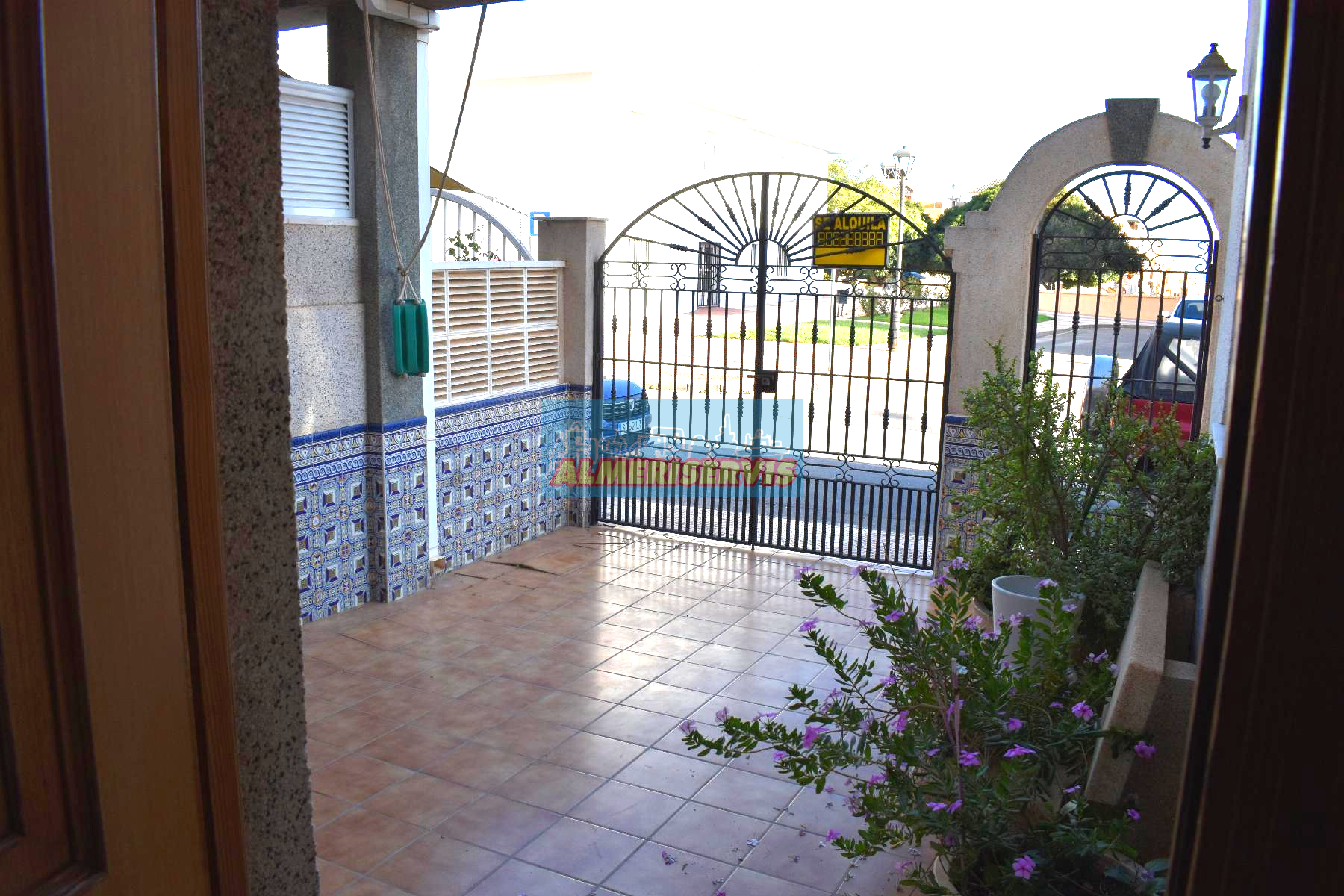 For sale of duplex in Aguadulce