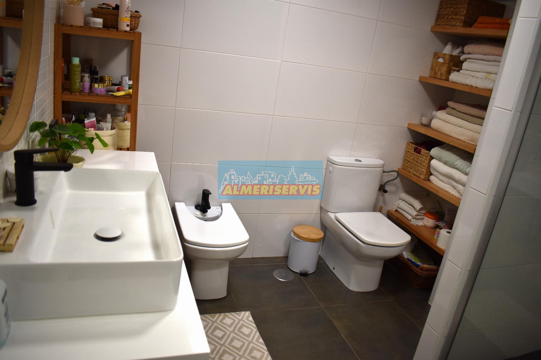 Verkoop van appartement in Almerimar