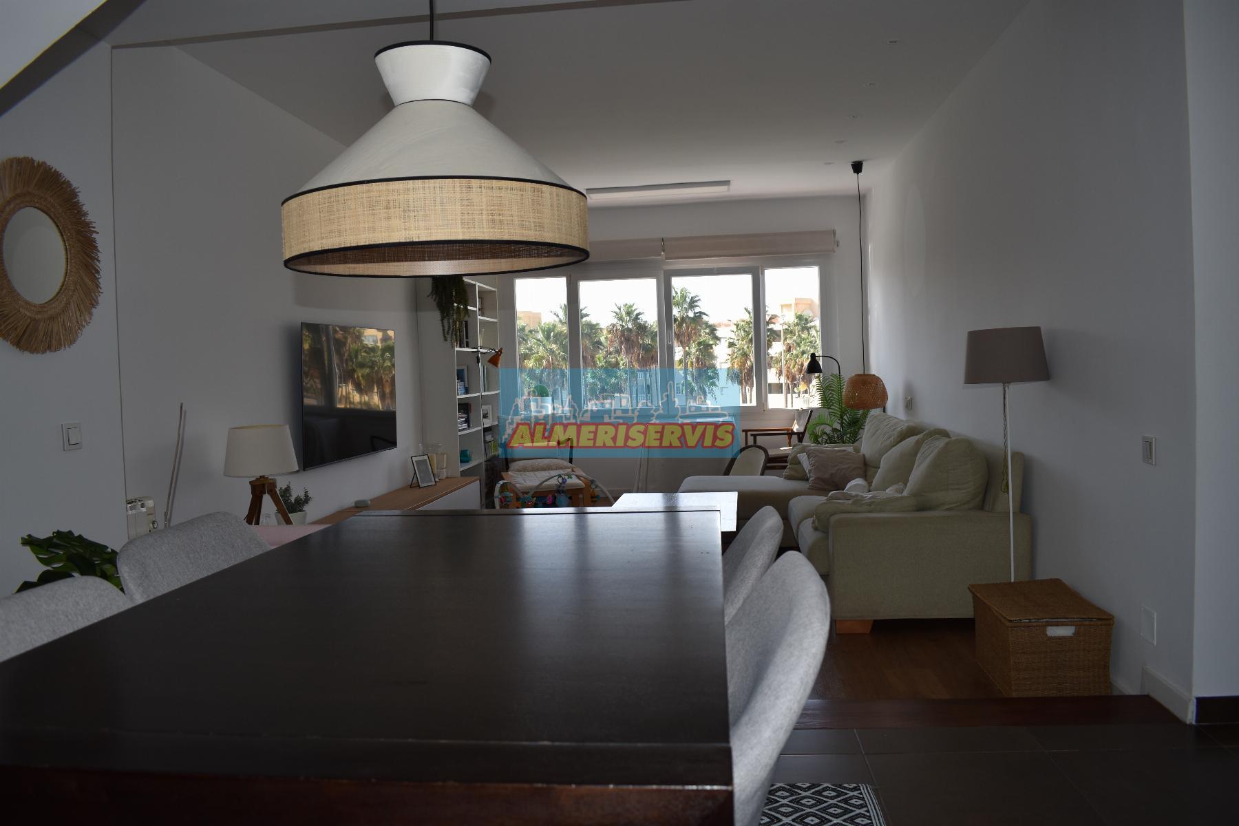 Verkoop van appartement in Almerimar