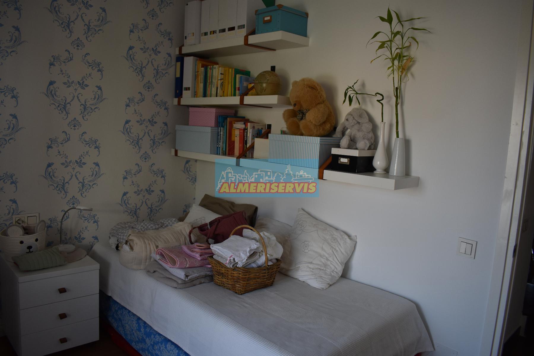 Verkoop van appartement in Almerimar