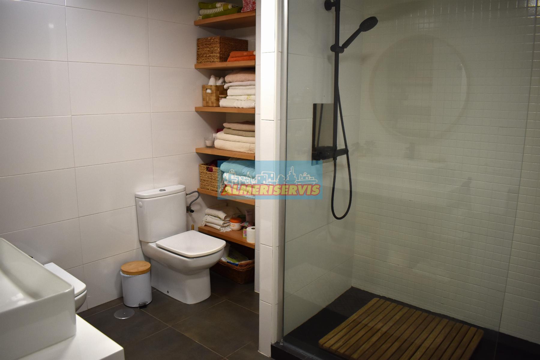 Verkoop van appartement in Almerimar