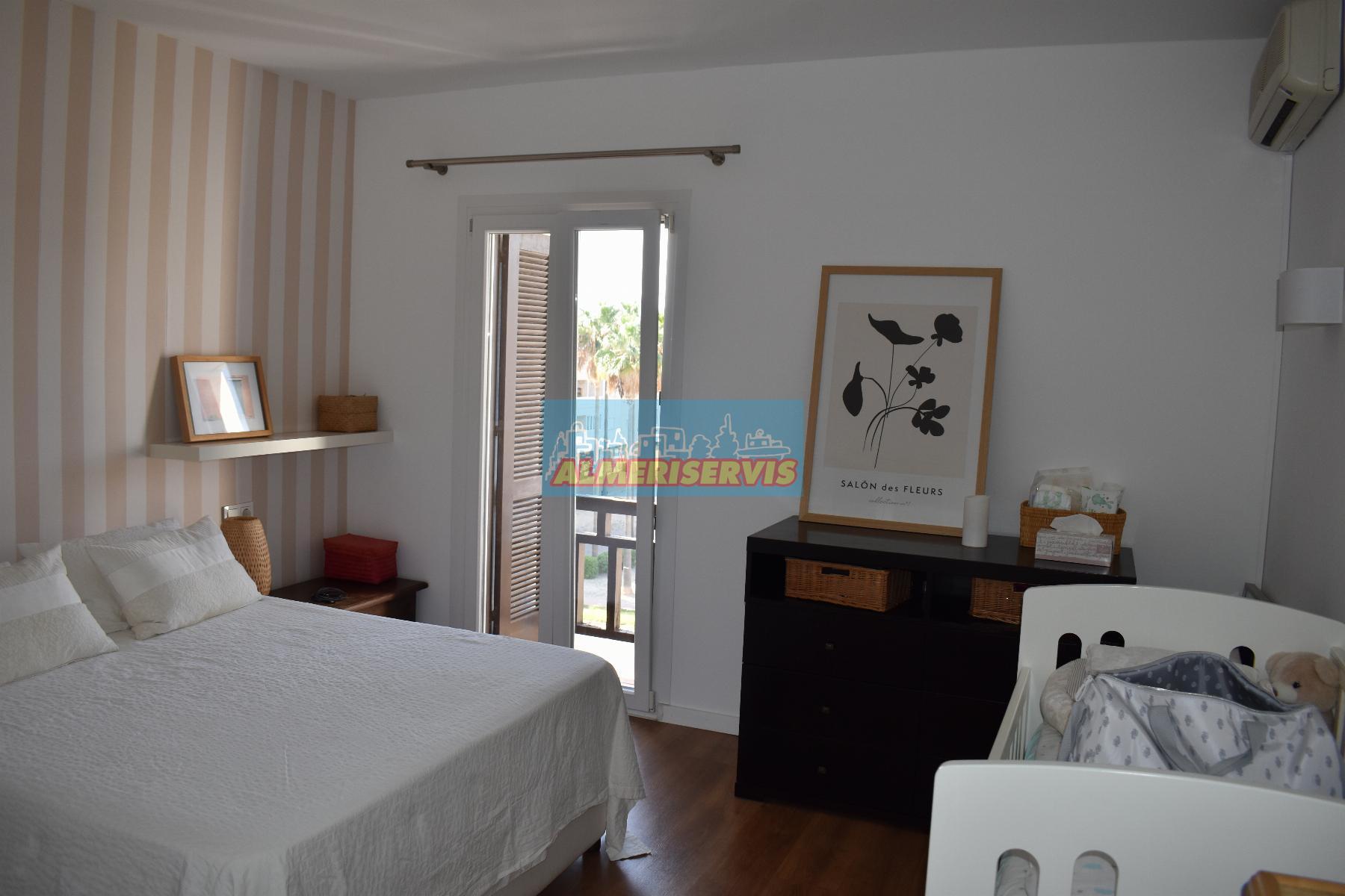 Verkoop van appartement in Almerimar