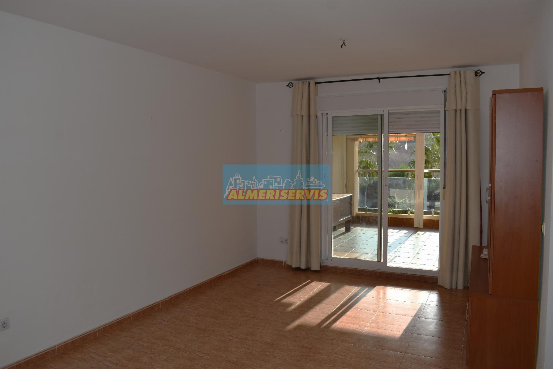 For sale of apartment in Almerimar